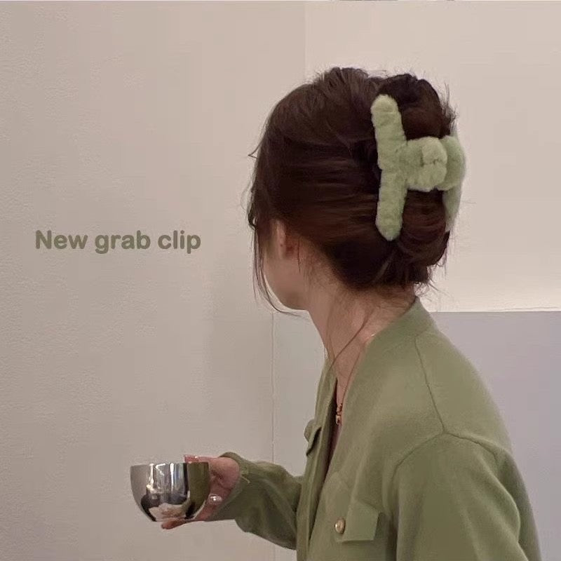 Mao Mao Fluffy Hair Clip for Women